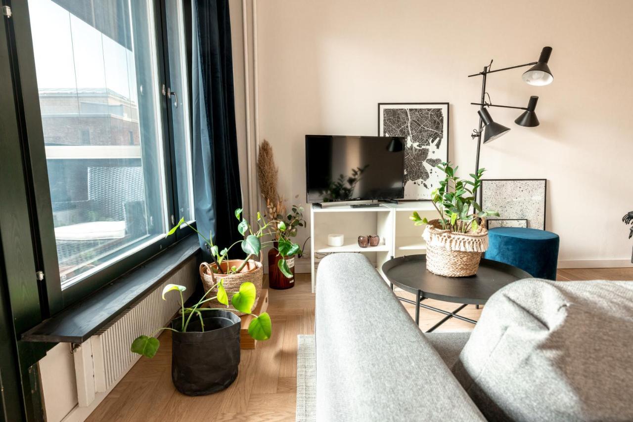 2Ndhomes Cozy High-Quality Studio In Kluuvi With Balcony Helsinki Exterior photo